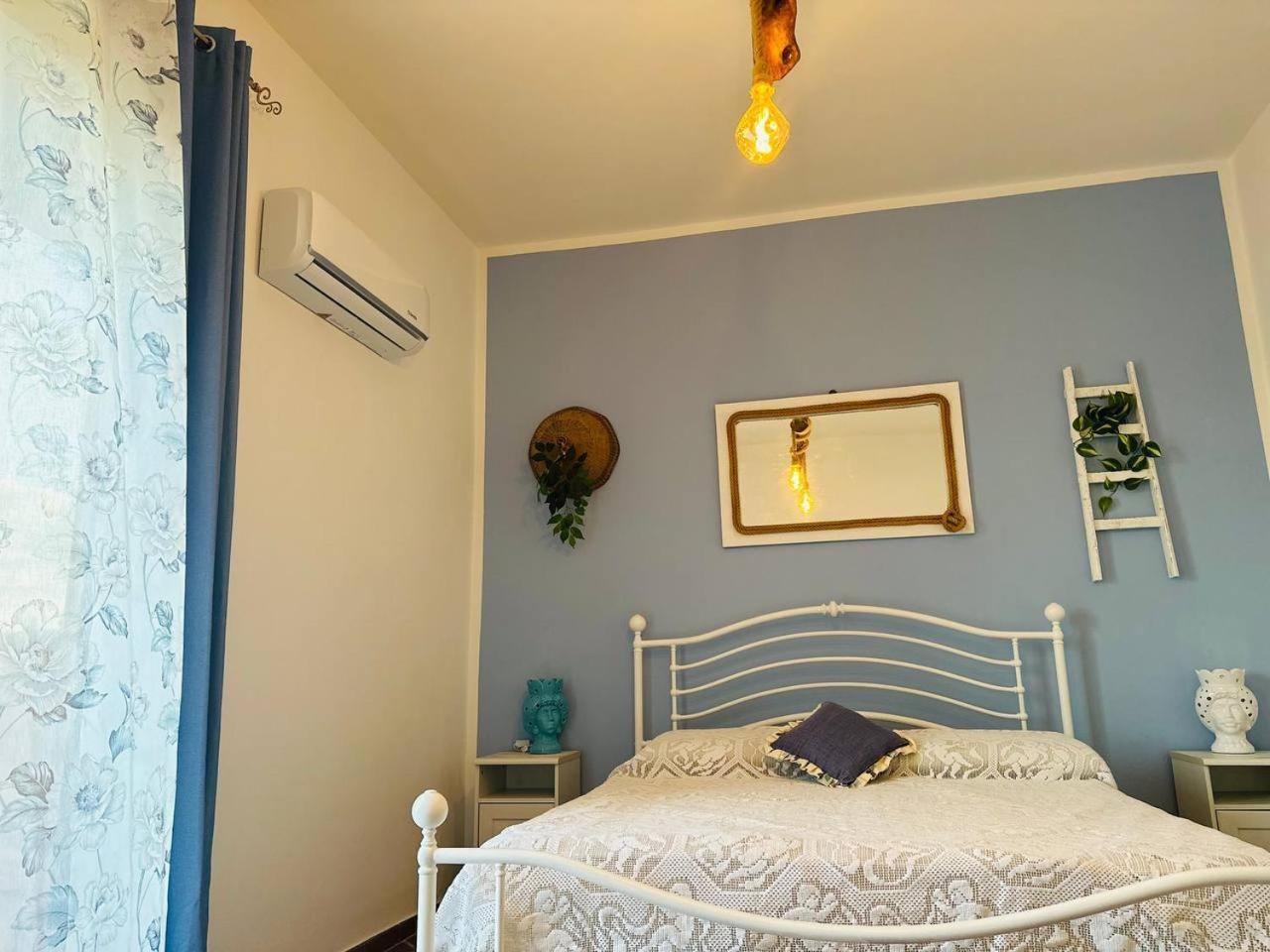 Villa Tiche تْشيفالو الغرفة الصورة