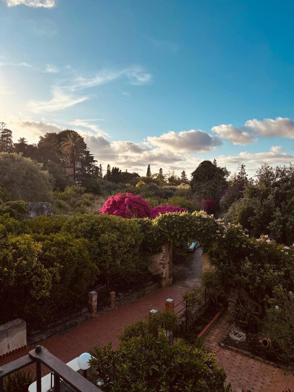 Villa Tiche تْشيفالو الغرفة الصورة