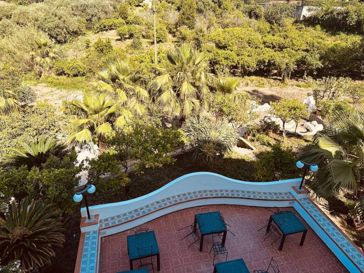 Villa Tiche تْشيفالو المظهر الخارجي الصورة