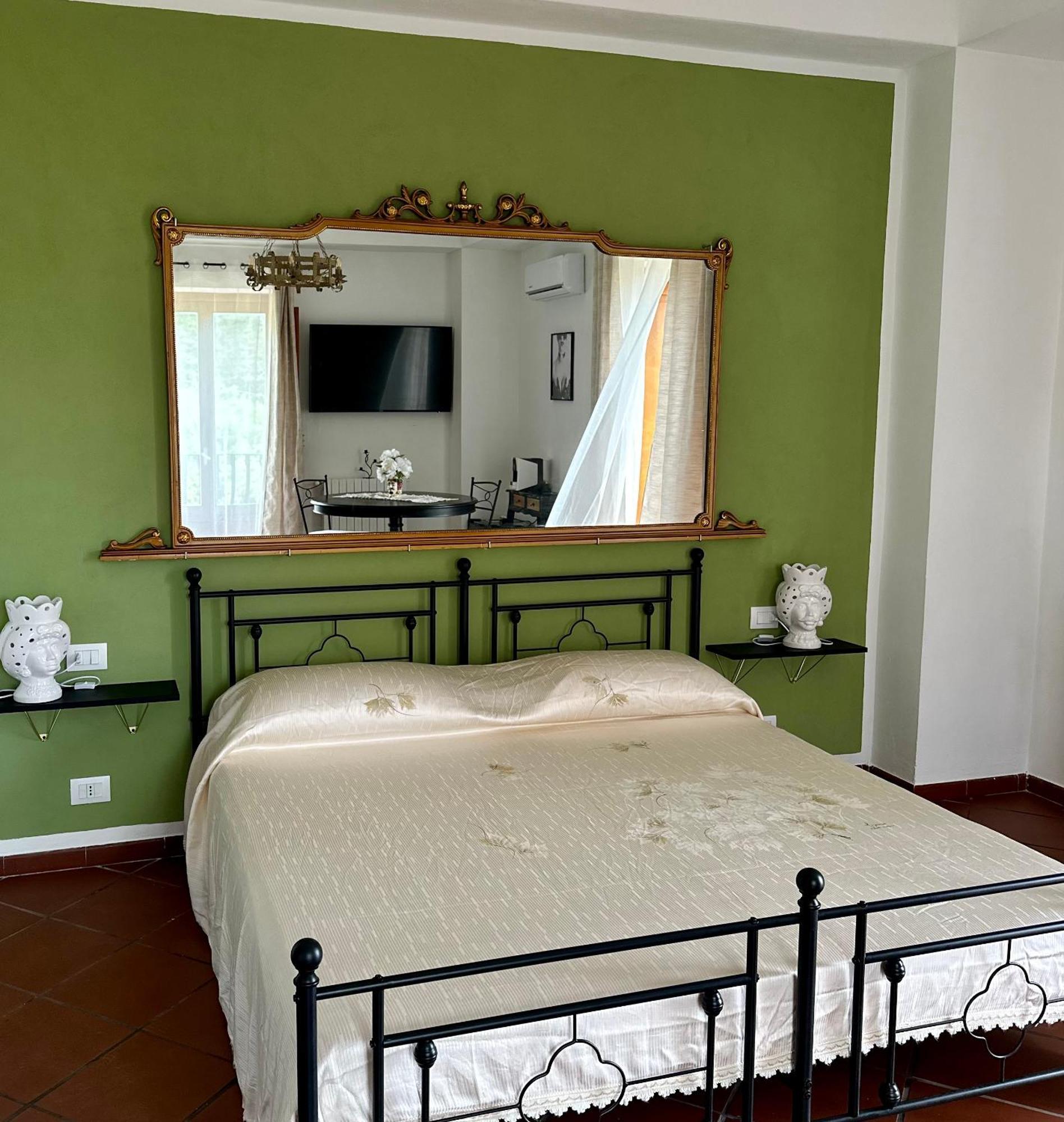 Villa Tiche تْشيفالو المظهر الخارجي الصورة